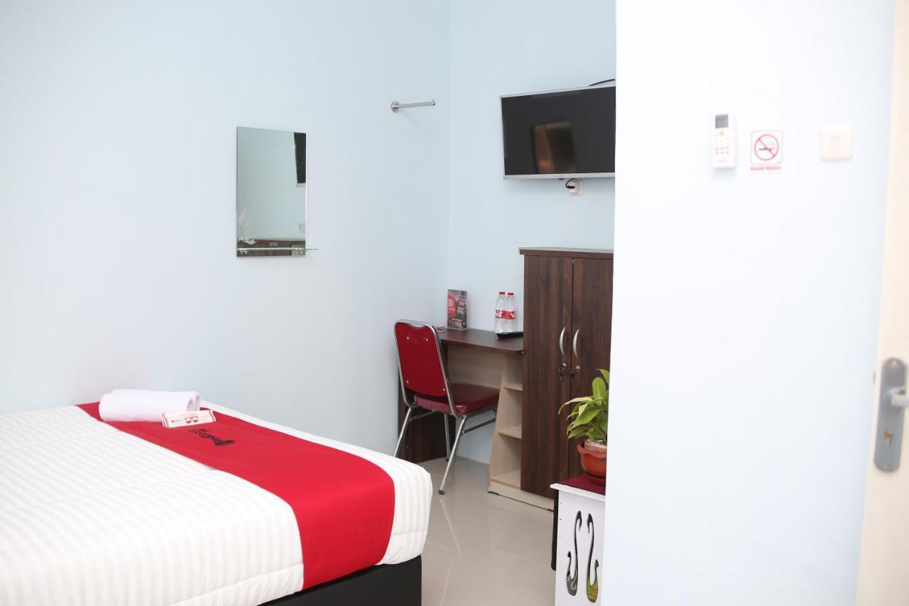 Reddoorz Syariah Near Suncity Mall ماديون المظهر الخارجي الصورة